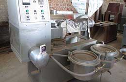 菜籽油壓榨機(jī)
